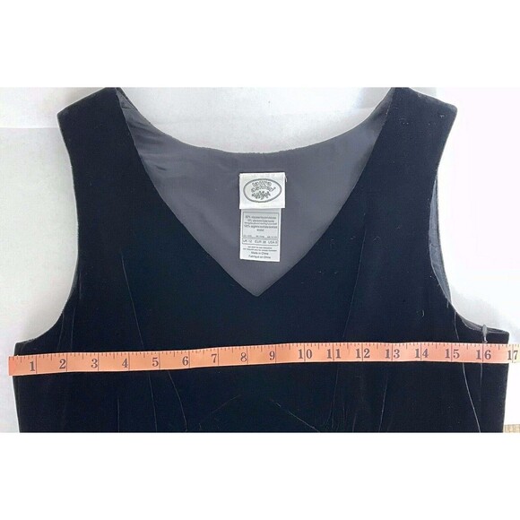 LAURA ASHLEY V-Neck Black Velvet Sleeveless Cocktail Dress Size 8 US/12 UK - Picture 7 of 9